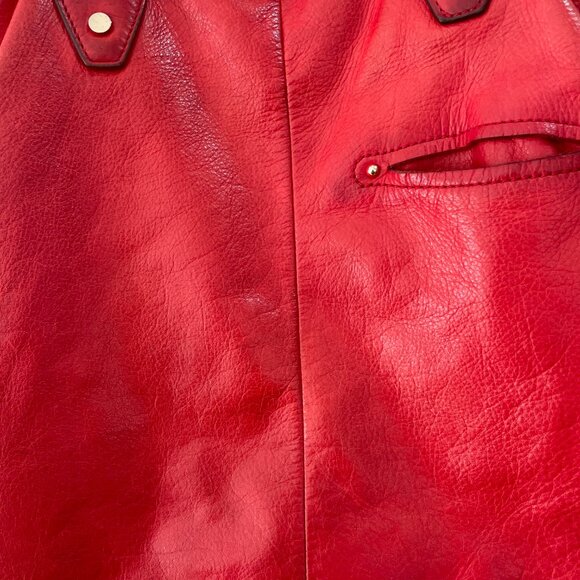 B Makowsky Extra Roomy Red Leather Shoulder Handbag W/Outside Cellphone Pocket - Picture 7 of 7